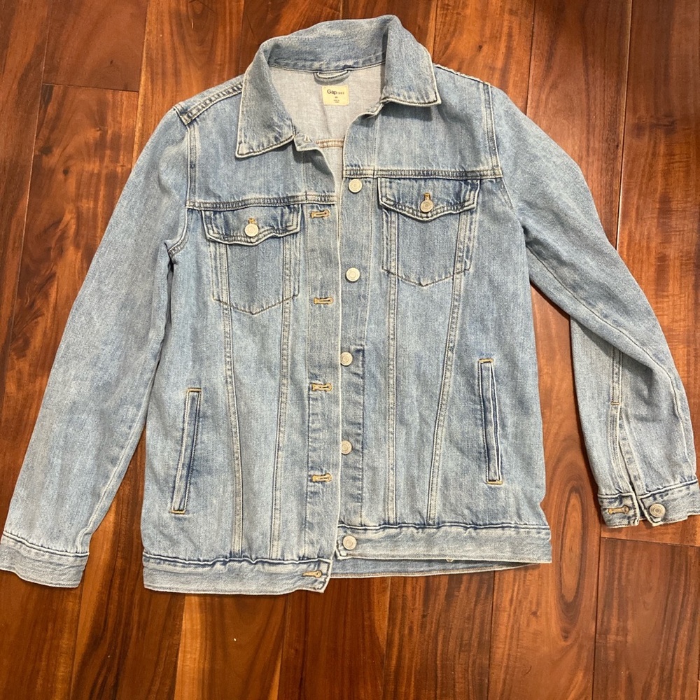 GAP Light wash Denim Jacket